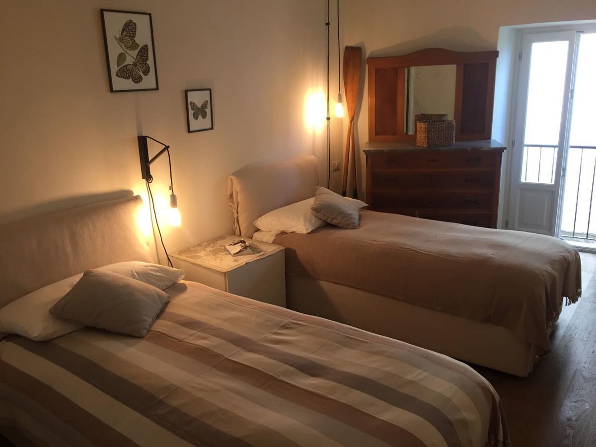 Al Vecchio Porto Casa A Cannero Cannero Riviera Buitenkant foto